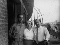 Leo und Golda Luster mit Leos Cousin Bernhard Westreich