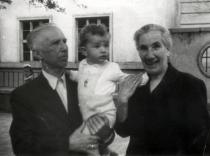 Korina Solomonova's son and parents-in-law