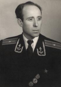 Yako Izidor Yakov as a captain in the Bulgarian navy