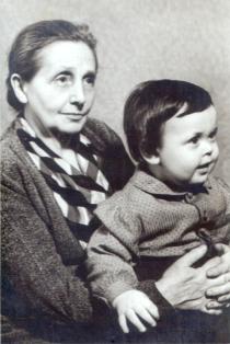 Rosa Shkop with her grandson Oleg