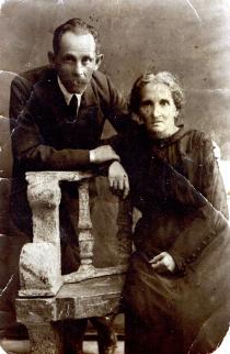 Larissa Khusid's grandfather, Iosif  Ortenberg, and  grandmother, Dora Ortenberg
