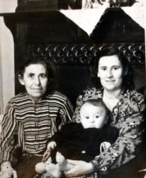 Evgenia Galina, her mother Basia Breizman , and son Michael Galin