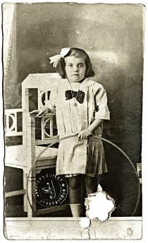 Erzsebet Radvaner as a little girl