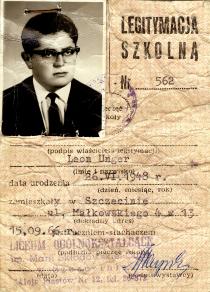 Leon Unger's student card
