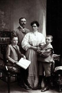 Albert Simko and Malvina Simkova with sons Otto and Artur