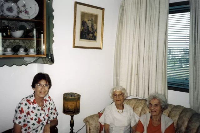 Gertrude Mechner, Anna  Fuhrmann und Janina Griff in Haifa