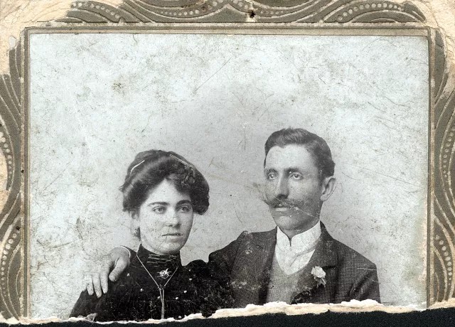 Anna Danon's uncle Bohor Aladjem with his wife Regina Aladjem