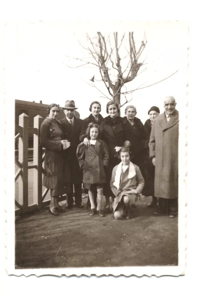 Renee Molho with her relatives
