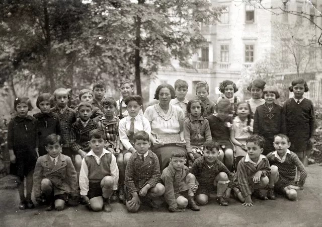 Klassenfoto aus der jüdischen Schule Brünn