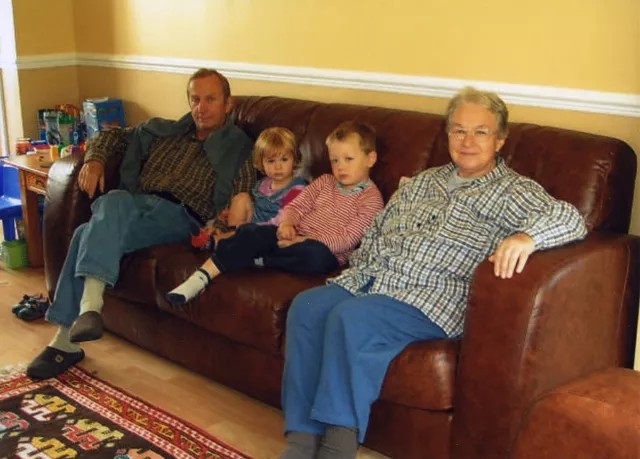 Günel and Güler Orgun with their grandchildren Lisha and Jamie Carruth