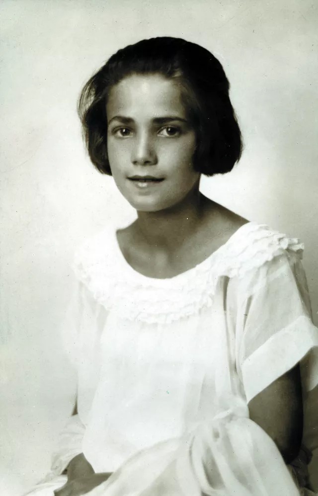 Luise im Sommer 1925