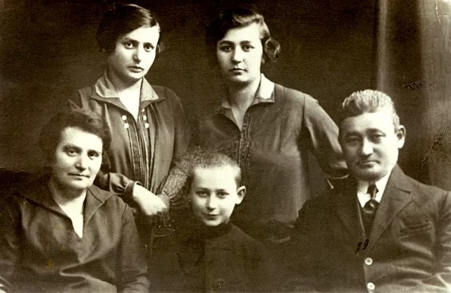 Mieczyslaw Weinryb's family