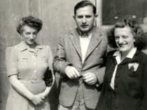 Erwin Weiss mit seinen Schwestern Hermine und Irma