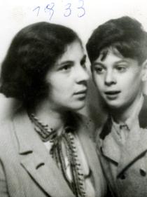 Dr. Walter Rosner und seine Schwester Paula Bizberg