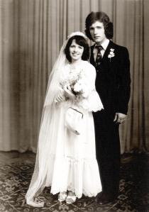 The wedding photo of Georgi and Lili Yulzari