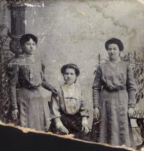 The three Moskona sisters Yafa, Naumi and Matilda