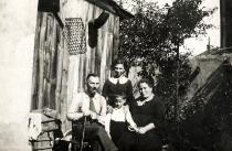 Sofi Uziel and her family