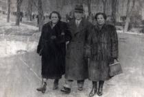 Iacob Bohorachev, Ester Bohoracheva and Roza Bohoracheva