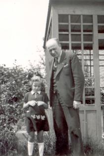 Eva Duskova with her father Viktor Frey