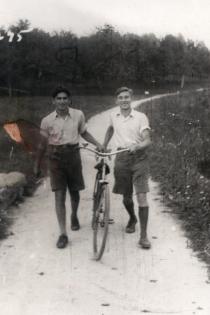 Ota Gubic with his friend Ervin Kleinman
