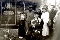 Rabbi Feder during the unveiling of a Holocaust memorial in Trebic