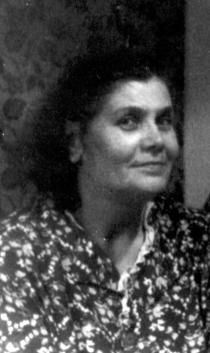 Lev Drobyazko's aunt, mother's sister Tsilya (Tsipora) Vaisblat (Medvedeva).