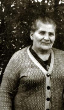 Lev Drobyazko's aunt, mother's sister Genya Vaisblat