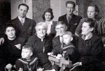 Liya Kaplan with her family