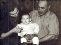 Masha Zakh with her husband Lev Zakh, and their daughter Ilona Avdeyeva