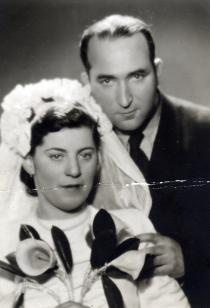 Sara Ushpitsene with her husband Meishe Ushpits