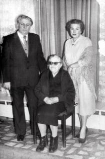 Sarra Shpitalnik, her husband Moisey Shpitalnik and her mother Beila Molchanskaya