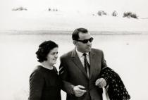 Nisim Navon's photo of Ester Gidic and her brother Baruh Gidic