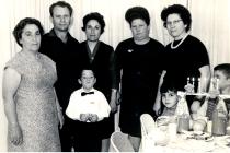 David Froim and his relatives