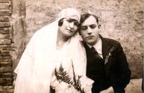 Avram and Dona Kalef's wedding picture