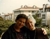 Güler Orgun with her mother Ema Tuncer