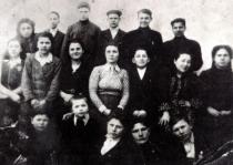 Dina Orlova with her classmates