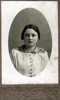 Evgenia Ershova's paternal aunt, Fania Gutianskaya