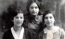 Efim Pisarenko's older sister Broha Shapiro and her school friends