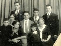Fira Shwartz's family
