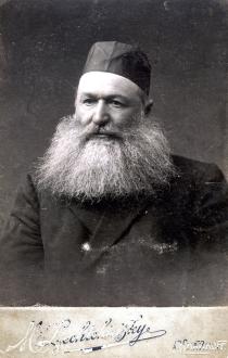 Ida Limonova's grandfather Moshe-Aren Sneiderman