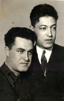 Leonid Karlinsky's father Meyer Karlinsky  his  brother Aron