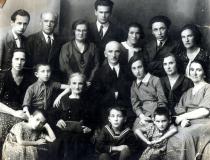 Naomi Deich's family