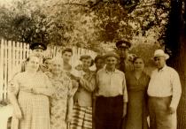 Semyon Nezhynski with his family