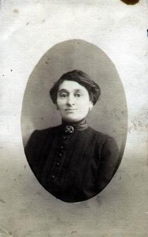 Dora Rozenberg's Aunt Emma Ber