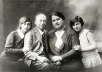 Viktor Weiner's family
