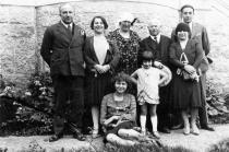 Ruth Goetzova's family at Lounovice