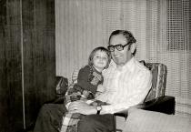 Gárdos Ferenc unokájával