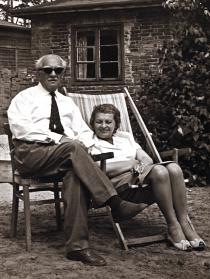 Salo Fiszgrund with his wife, Gusta-Maria