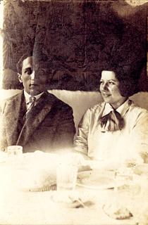 Dora Borecki and her fiance