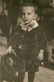 Alexander Bachner at the age of three